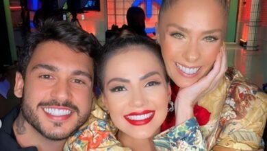 Adriane Galisteu lamenta morte de Luana Andrade e conforta namorado