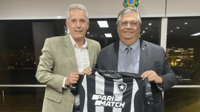 Ser botafoguense e uma emocao unica diz Flavio Dino apos