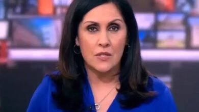 Apresentadora mostra o dedo do meio durante telejornal pede desculpas