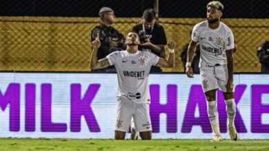 Atacantes decidem Corinthians supera Sao Bernardo e avanca na Copa