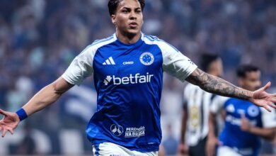 Kaio Jorge brilha e Cruzeiro derrota Atlético-MG na Copa do Brasil