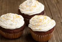 Cupcake de chocolate com creme de limão - cupcake de chocolate