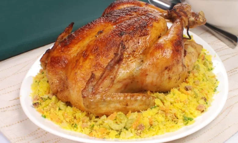 Frango assado prático: faça o prato caprichado e suculento 1 Frango assado prático: faça o prato caprichado e suculento