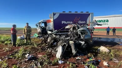 Família morre em acidente na PR-170 após colisão frontal com caminhão