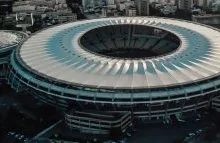 Vista do gramado e arquibancadas do estádio do Maracanã