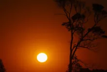 Calor ganha força no Paraná e temperaturas passam dos 30°C no fim de semana 7 Nuvens e sol no céu do Paraná