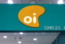 Equipamentos de telecomunicações e torres de transmissão