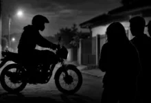 Motocicleta em via pública