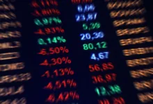 Gráfico do mercado financeiro e investidores