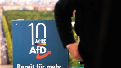 O fascismo do fim dos tempos: fazendo negócios até o apocalipse 4 Navios nazistas revelados pela seca no rio Danúbio