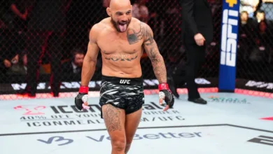 O lutador Jean Silva comemorando vitória no UFC