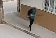 Ataque a tiros deixa 11 alunos feridos em frente a escola na Turquia 6 Região isolada pela polícia após ataque a tiros em frente a escola na Turquia