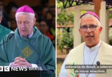 Bispo católico durante celebração religiosa