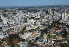 Prefeitura de Apucarana realiza audiência de prestação de contas nesta terça-feira 3 Fachada da Câmara Municipal de Apucarana