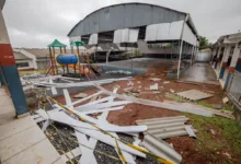Escola municipal em Apucarana com aulas suspensas após temporal