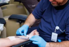 Hemepar pede doação de sangue tipo O+ e O- com urgência 2 Frasco de coleta de sangue do Hemepar