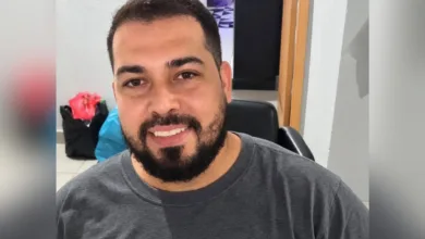 Motocicleta e local de acidente de trânsito em Maringá