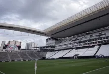 Jogadores do Corinthians em campo