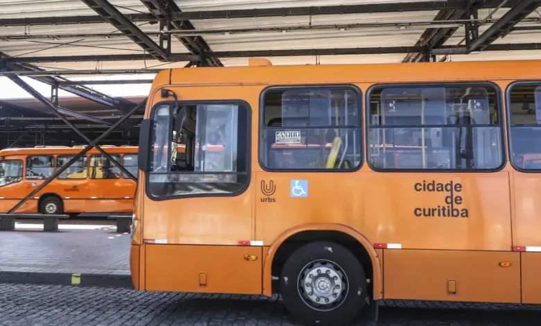 Ônibus do transporte coletivo de Curitiba