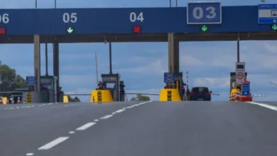 Pedágio do Paraná tem desconto de até 98% para motoristas 2 Veículo passando por praça de pedágio no Paraná