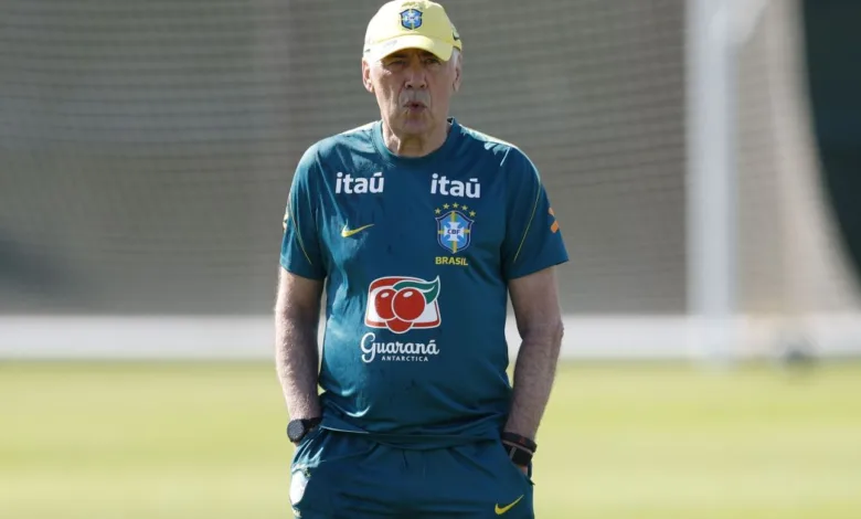 Jogadores da Seleção Brasileira durante treinamento