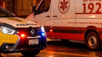 Viatura da Polícia Militar em atendimento de ocorrência