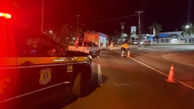 Viaturas e equipes de atendimento em rodovia