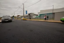Obras de pavimentação asfáltica concluídas no acesso ao Colégio Godomá em Apucarana