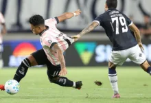 Remo vence após 12 jogos e complica Botafogo no Brasileirão; Bahia bate São Paulo 7 Jogadores em partida de futebol pelo Campeonato Brasileiro