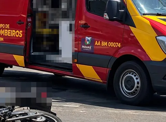 Viatura do Corpo de Bombeiros e atendimento de trânsito