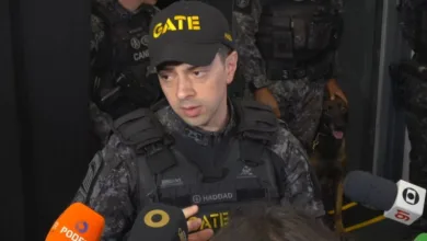Veículo periciado durante suspeita de artefato explosivo