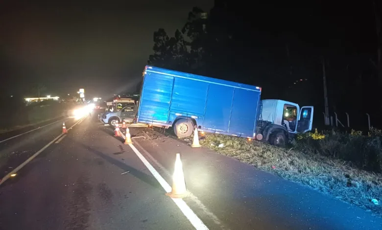 Viatura da Polícia Rodoviária Federal em rodovia