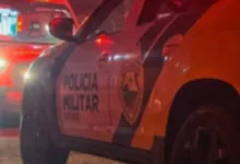 Viatura da Polícia Militar em atendimento de ocorrência
