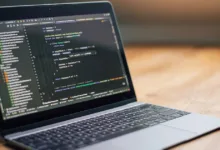O que é vibe coding, termo de IA que entrou para o dicionário 7 Ilustração representativa de tecnologia e inteligência artificial