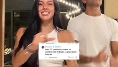 Cantora Ana Castela durante apresentação em show