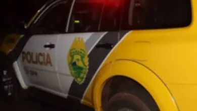 Usuário de tornozeleira eletrônica é preso após agredir companheira e ameaçá-la em Apucarana 2 Viatura da Polícia Militar em operação