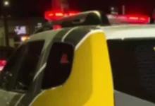 Viatura da Polícia Militar em atendimento de ocorrência