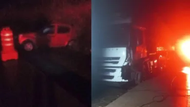 Caminhão e automóvel após colisão na rodovia PR-460