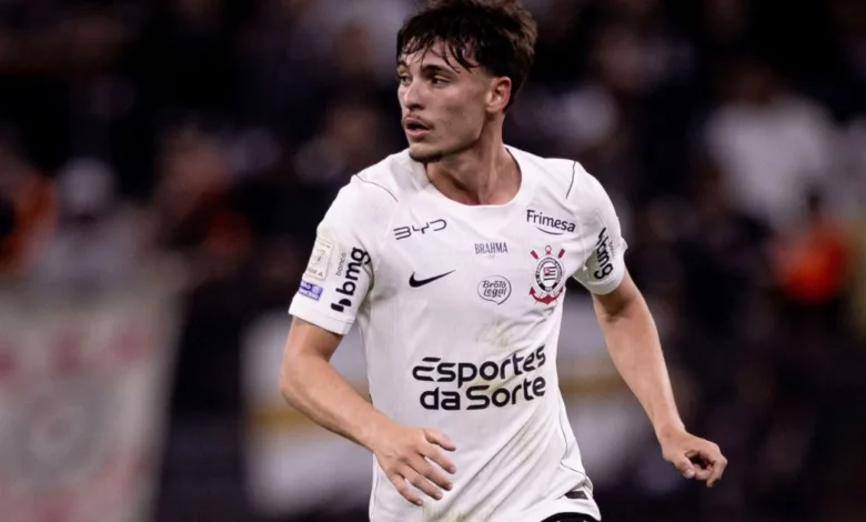 Jogadores do Corinthians em campo na Neo Química Arena