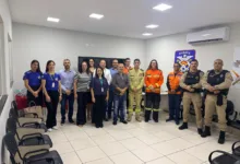 Apucarana reúne forças de segurança e saúde para planejar ações contra eventos climáticos extremos 7 Viaturas e equipes das forças de segurança em Apucarana