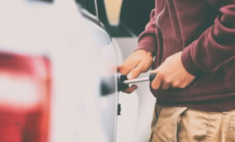 Motorista tem celular e cartões furtados em carro destrancado em Apucarana 1 Viatura da Polícia Militar em operação