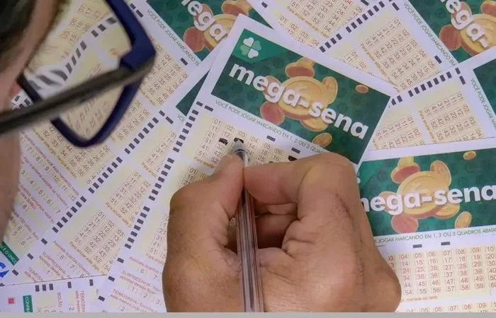 Bilhete da Mega-Sena em destaque