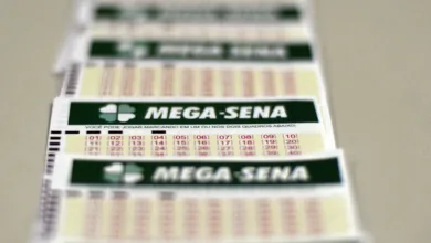 Globo da Mega-Sena com globos numerados