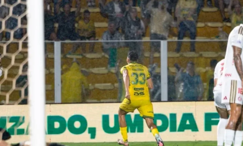 Mirassol vence o Internacional por 2 a 0 na abertura da 31ª rodada do Brasileirão 1 Partida de futebol entre Mirassol e Internacional
