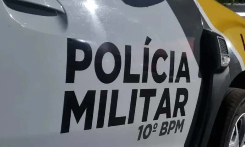 Viatura da Polícia Militar em operação de patrulhamento