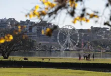 Paraná terá tardes mais quentes antes de nova mudança no tempo 5 Paisagem com sol no Paraná