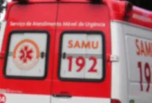 Motorista de 69 anos morre após sofrer mal súbito e bater contra árvore em Apucarana 6 Veículo danificado após acidente em Apucarana