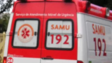 Veículo danificado após acidente em Apucarana