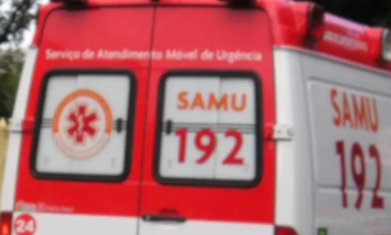 Veículo danificado após acidente em Apucarana