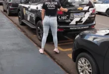 Viatura e delegacia da Polícia Civil
